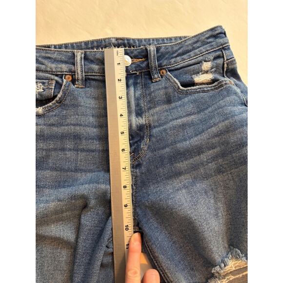 American Eagle 90's Festival Mom Straight Ripped Distressed Stretch Jeans Size 4 - Picture 8 of 10